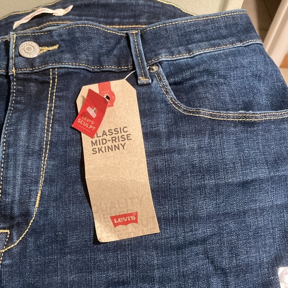 ⭐️⭐️ Levi's® Women's Mid-Rise Classic skinny Jeans NWT 18 - Picture 9 of 11